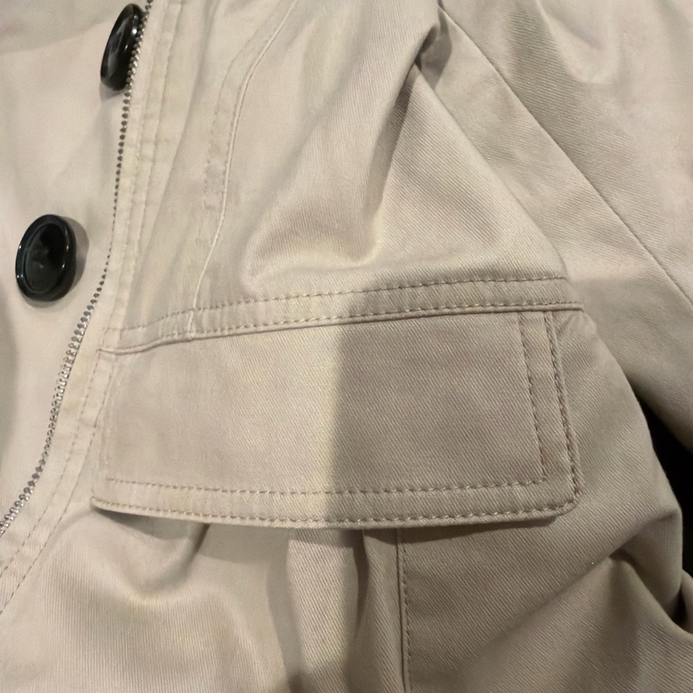 Burberry Brit Women's Beige Double-Breasted Trench Coat - Picture 2 of 10